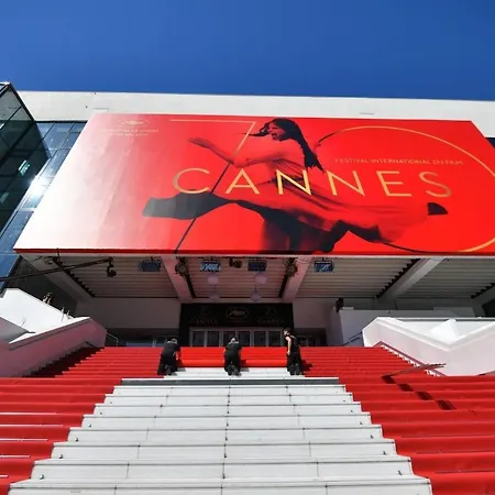 Cannes Croisette - Plages - Palais - Bord De Mer - Appartement Moderne Et Lumineux Avec Balcon Exterior photo